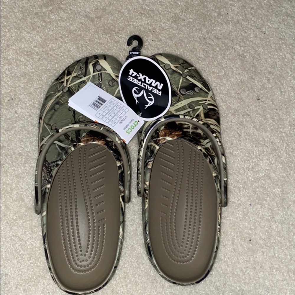 Real-tree Max-4 Camo Crocs